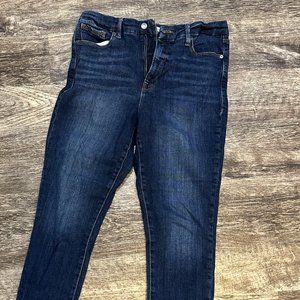Good American Skinny Jeans - Like New - Size 14/32 - Ripped Pockets - Dark Wash